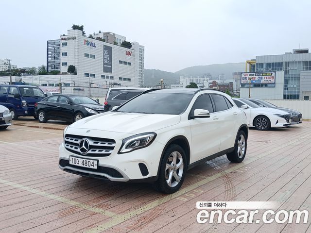 Mercedes-Benz GLA-Class GLA220 — пробег 18 130 км — фото 1 из 5