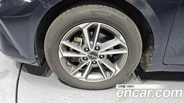 Kia K3 из Кореи Encar