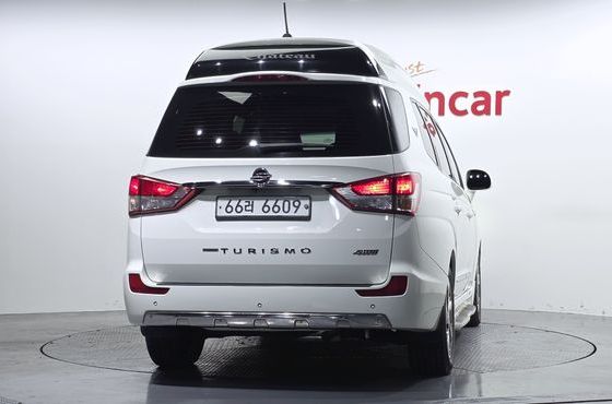 Ssangyong KORANDO 4WD Chateau 9-seater High-roof — пробег 96 948 км — фото 4 из 5