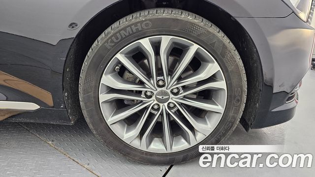 Hyundai Genesis из Кореи Encar
