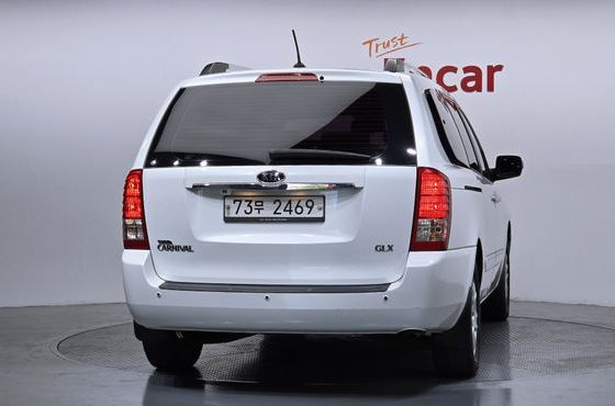 Kia Carnival Grand Carnival GLX Premium — пробег 144 584 км — фото 4 из 5