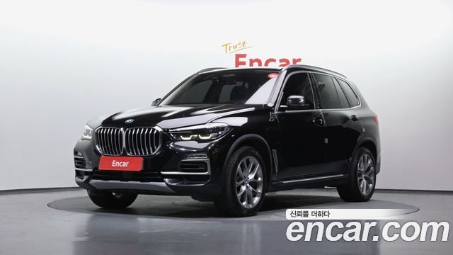 BMW X5 xDrive 45e xLine — пробег 155 678 км — фото 1 из 5