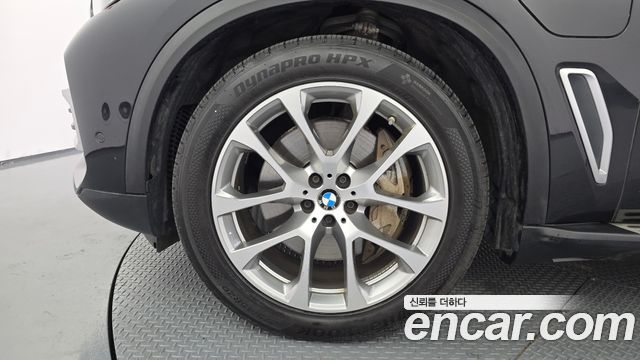 BMW X5 xDrive 45e xLine — пробег 155 678 км — фото 5 из 5
