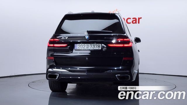 BMW X7 xDrive 40d M Sport 7 STR — пробег 74 635 км — фото 4 из 5
