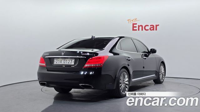 Hyundai Equus из Кореи Encar