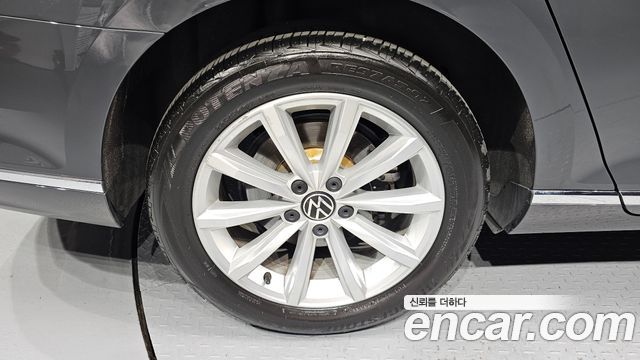 Volkswagen Passat из Кореи Encar