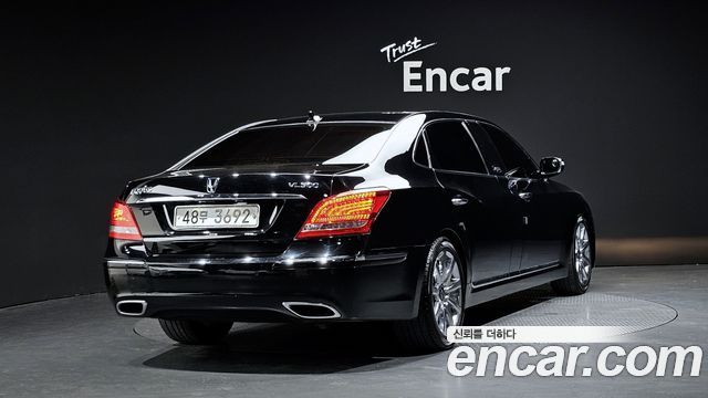 Hyundai Equus из Кореи Encar