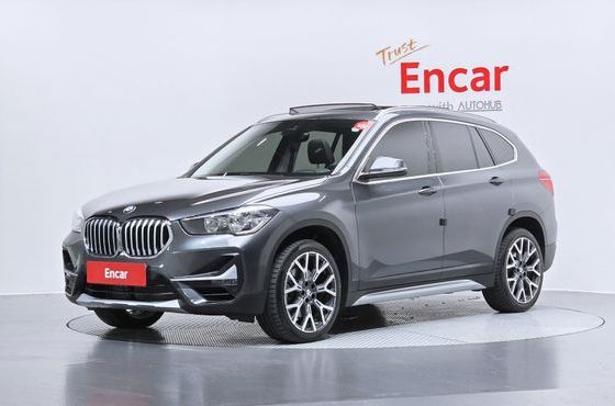 BMW X1 xDrive 20i xLine — пробег 71 929 км — фото 1 из 5