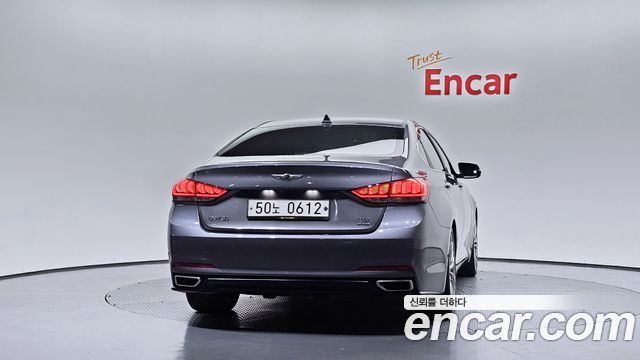 Hyundai Genesis из Кореи Encar