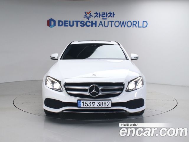 Mercedes-Benz E-Class E220d Avantgarde — пробег 67 482 км — фото 3 из 5