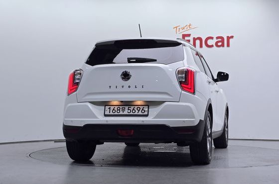 Ssangyong TIBOLI Gasoline 1.5 2WD V5 — пробег 44 701 км — фото 4 из 5