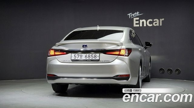 Lexus ES из Кореи Encar