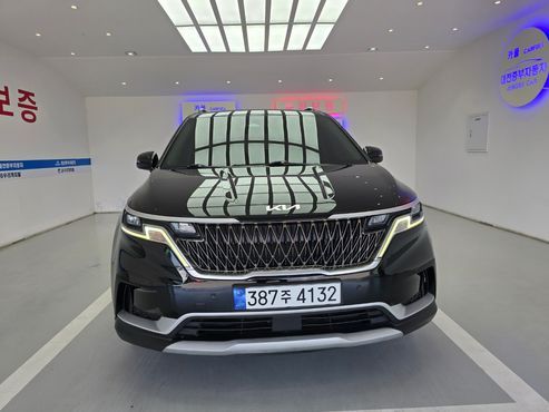 Kia Carnival 9-Seater Prestige — пробег 133 683 км — фото 3 из 5