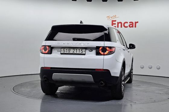 Land Rover Discovery Sport 2.0 TD4 HSE Luxury — пробег 86 240 км — фото 4 из 5