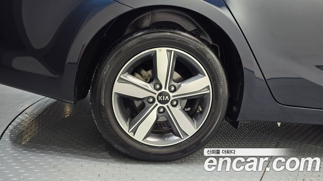 Kia K3 из Кореи Encar