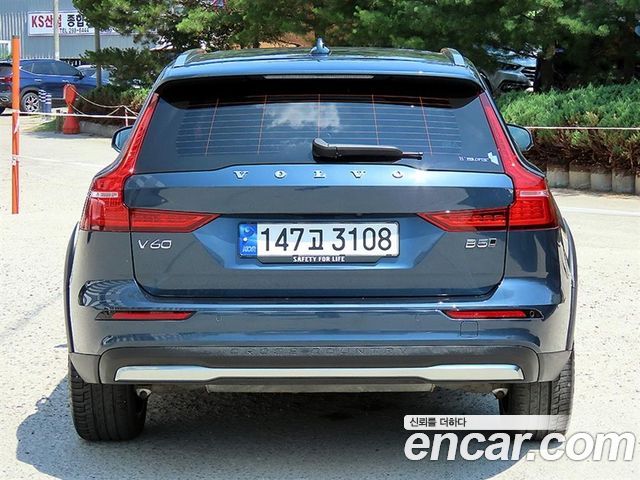Volvo V60 из Кореи Encar