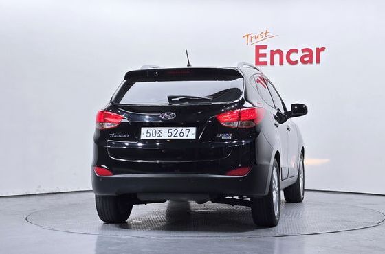 Hyundai Tucson Diesel 2WD LX20 Luxury — пробег 99 050 км — фото 4 из 5
