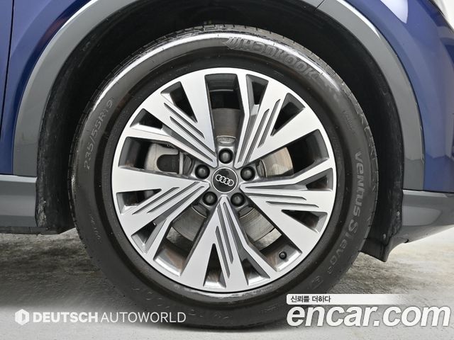 Audi Q4 e-tron из Кореи Encar