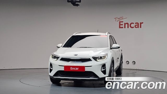 Kia Stonic Diesel 1.6 Trendy — пробег 65 013 км — фото 3 из 5