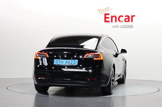 Tesla Model 3 Standard Range Plue RWD — пробег 64 236 км — фото 4 из 5