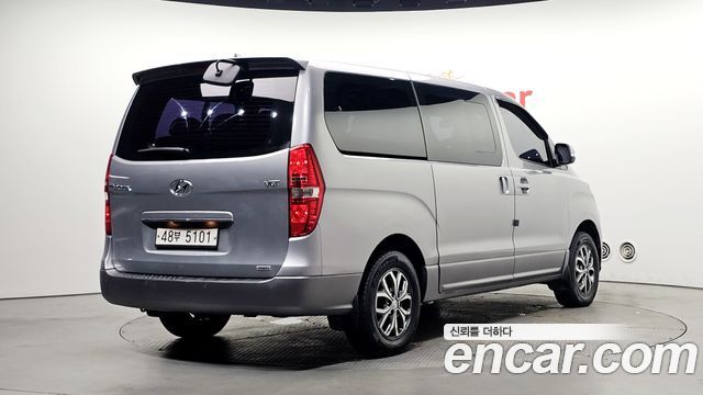 Hyundai Starex 4WD Urban 9-Seater Premium Special — пробег 371 716 км — фото 2 из 5