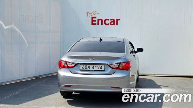 Hyundai Sonata LPI Smart — пробег 135 639 км — фото 4 из 5