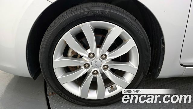 Kia Carens из Кореи Encar