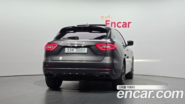 Maserati Levante 3.0 Diesel AWD Sport — пробег 210 661 км — фото 4 из 5