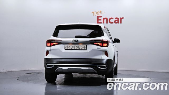 Kia Seltos из Кореи Encar