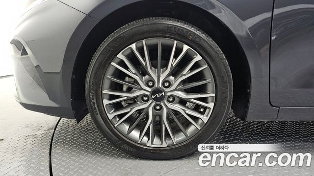 Kia K3 из Кореи Encar
