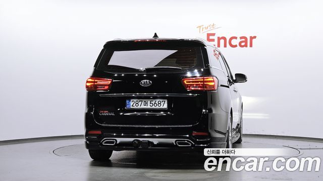 Kia Carnival из Кореи Encar