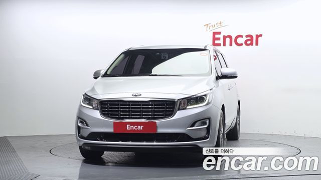 Kia Carnival 11-Seater Prestige — пробег 30 341 км — фото 3 из 5