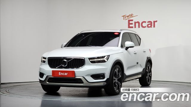 Volvo XC40 B4 Inscription — пробег 56 453 км — фото 1 из 5