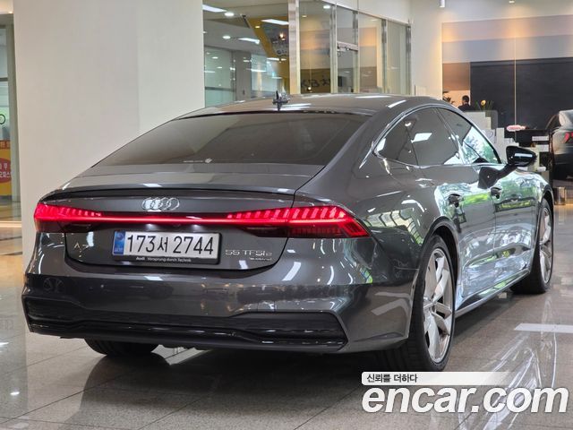 Audi A7 55 TFSI e Quattro Premium — пробег 14 850 км — фото 2 из 5