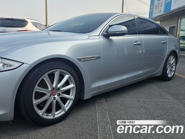 Jaguar XJ 3.0D Premium Luxury LWB X351 — пробег 256 397 км — фото 3 из 5