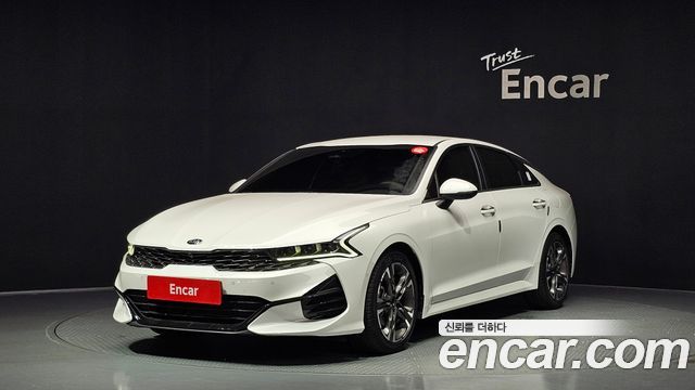 Kia K5 2.0 Signature — пробег 46 757 км — фото 1 из 5