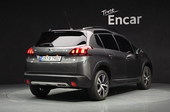 Peugeot 2008 1.5 BlueHDi GT Line — пробег 37 565 км — фото 2 из 5