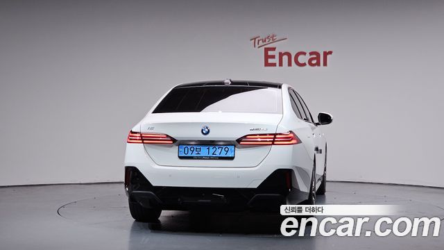 BMW i5 из Кореи Encar