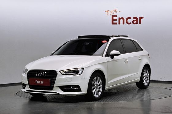 Audi A3 25 TDI Dynamic Sportback 8V — пробег 53 989 км — фото 1 из 5