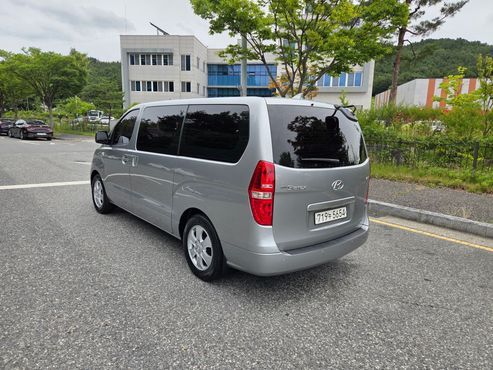 Hyundai Starex Wagon 12-Seater Smart — пробег 104 360 км — фото 4 из 5