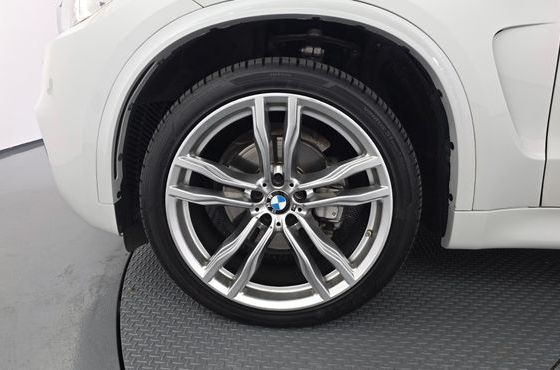 BMW X5 xDrive 30d — пробег 93 328 км — фото 5 из 5