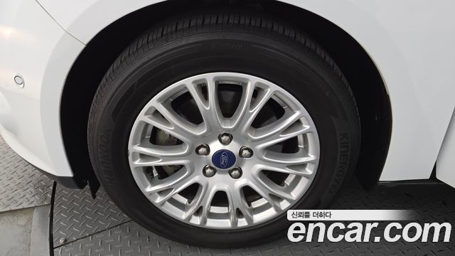 Ford Focus из Кореи Encar
