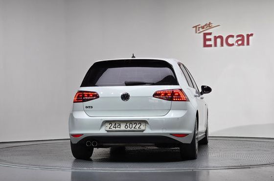 Volkswagen Golf 2.0 GTD — пробег 135 916 км — фото 4 из 5