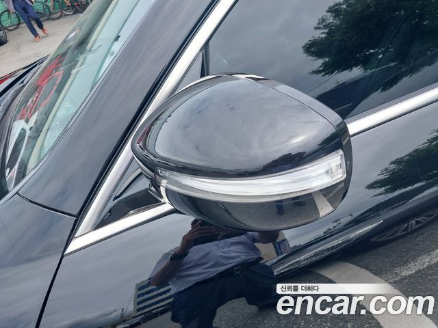 Hyundai Genesis из Кореи Encar