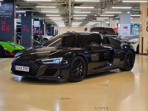 Audi R8 5.2 V10 Plus Coupe — пробег 57 500 км — фото 1 из 5