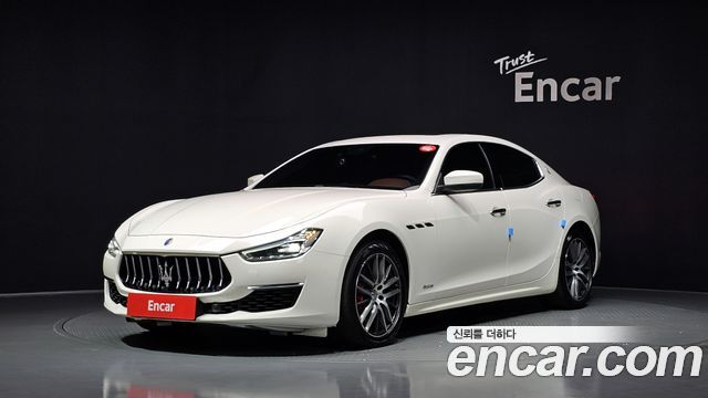 Maserati Ghibli 3.0 Diesel GranLusso 3rd — пробег 128 899 км — фото 1 из 5