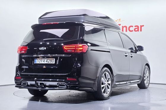 Kia Carnival 9-Seater Prstige — пробег 78 684 км — фото 2 из 5
