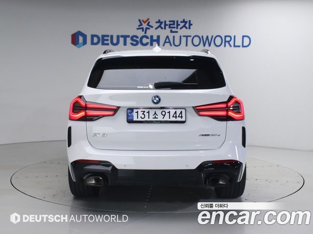 BMW X3 xDrive 30e M Sports Pro — пробег 11 797 км — фото 4 из 5