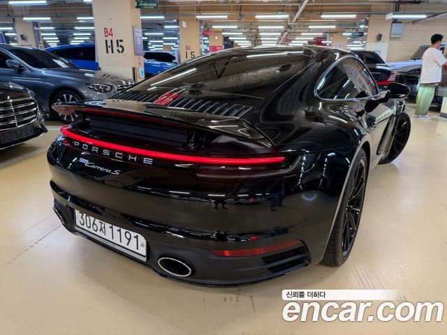 Porsche 911 Carrera S — пробег 35 000 км — фото 5 из 5