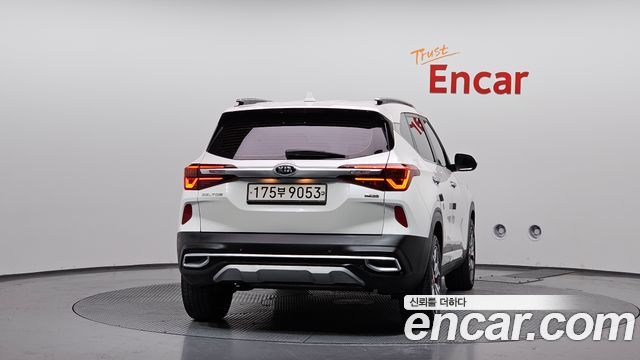 Kia Seltos из Кореи Encar
